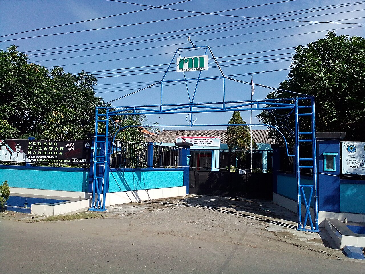 Kantor PDAM baritotimur